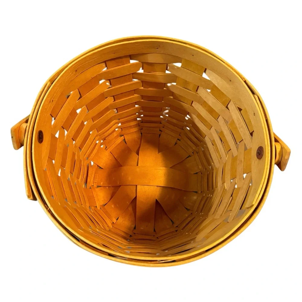 Longaberger Classic Authentic Medium Fruit Basket New in Original Packaging